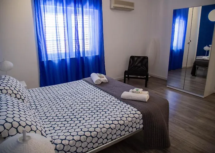 Del Centro E 4* Партинико