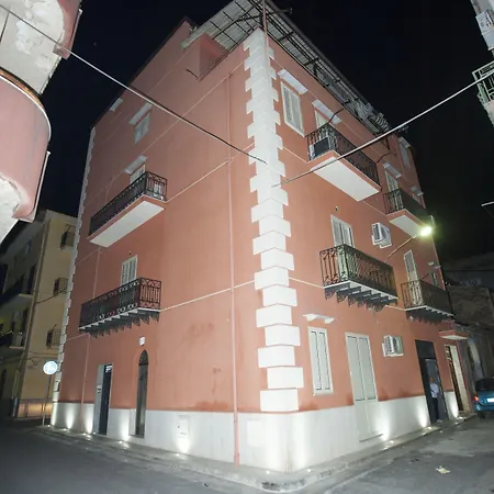 Del Centro E פרטיניצ'ו