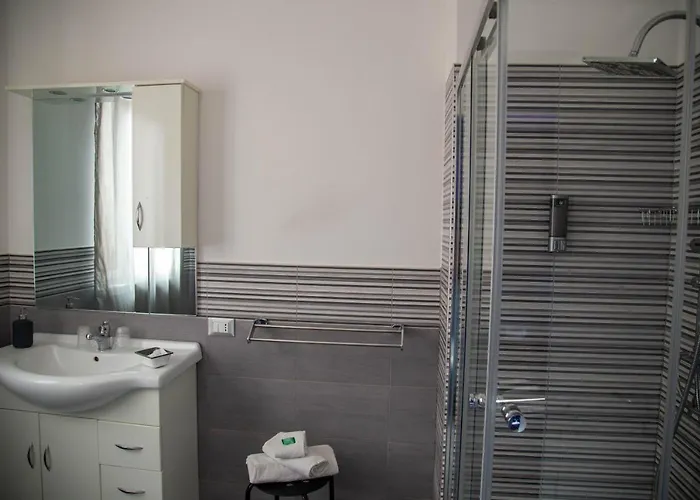 Del Centro E לינה וארוחת בוקר 4*